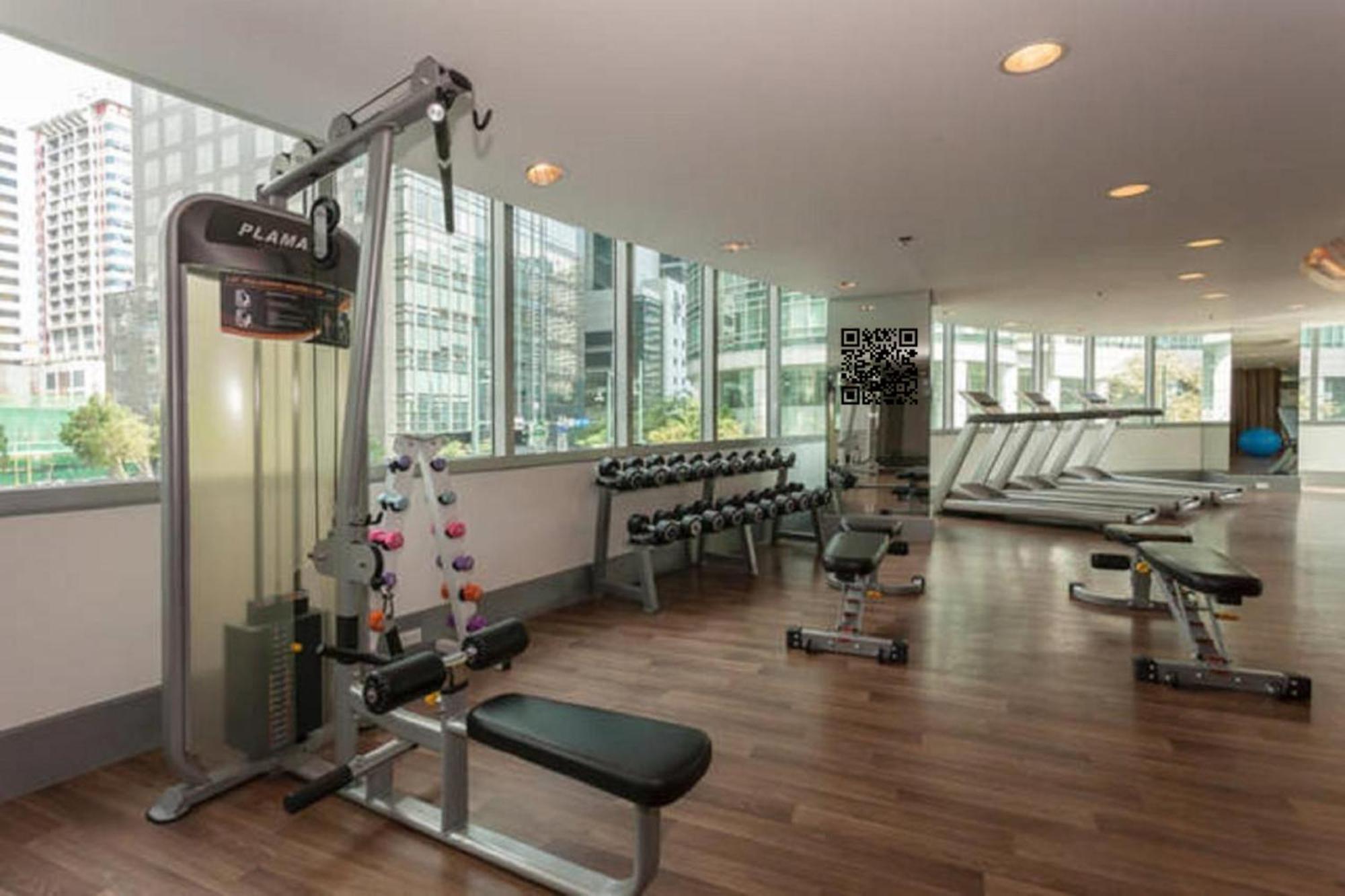 Avant Apartments At The Fort Taguig Exterior photo